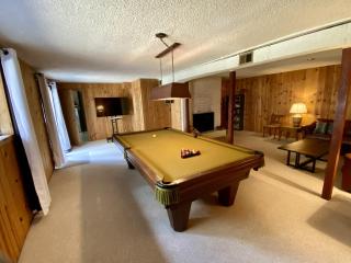 Hollinshead Haven Home with BBQ & Free Wifi - 30 days min home - Bend - 1