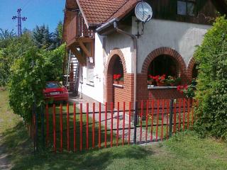 Holiday home in Balatonfenyves 18465 - Balatonfenyves - 1