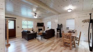 Cozy Bear Den cabin - Pigeon Forge - 3