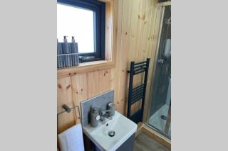 Allt Yelkie Pod Tri, Earlish - 6