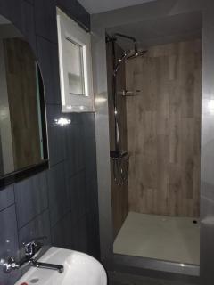 Domek letniskowy na Mazurach nad stawem - 1