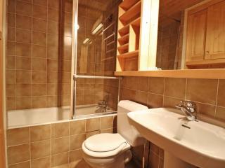 Duplex Familial sur les Pistes, 3 Pièces, Balcon, 7 Pers, Équipé, Centre Commercial à 5mn - FR-1-182-145 - Les Allues - 4