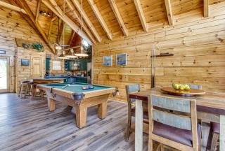 City View Chalet, City View Chalet, Pool Table, Hot Tub, WIFI, Free Attraction Tickets!!! - 7