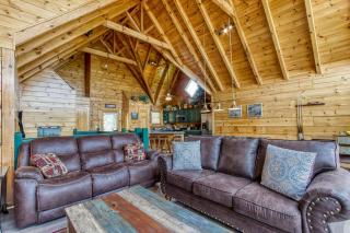 City View Chalet, City View Chalet, Pool Table, Hot Tub, WIFI, Free Attraction Tickets!!! - 5