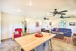 2 Mi to Marinas and Grove Cozy Cabin with Grill - 5