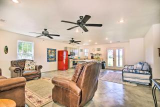 Stylish Lake o the Cherokees Cabin with Patio! - Grove - 7