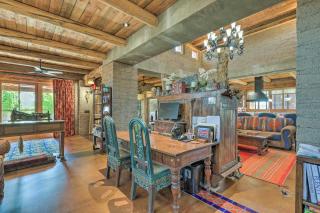 Infinity Pool and Outdoor Kitchen Luxe Phoenix Home - Wickenburg - 2