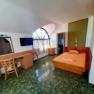 Family Hotel Flora - Nesebar - 7