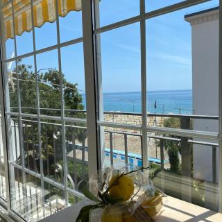Residence Villa Ombrosa - Spotorno - 0
