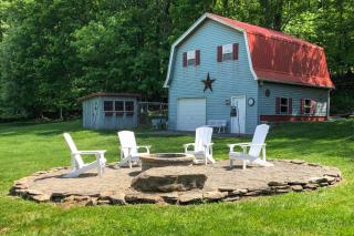 Thompson Home with Deck and Pond, 8 Mi to Elk Mountain - Thompson - 8
