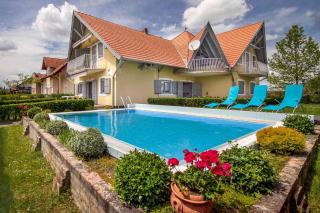 Apartments Balatonmariafürdo 19512 - Balatonmáriafürdő - 0