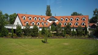 HOTEL Hraniční zámeček - Hlohovec - 6