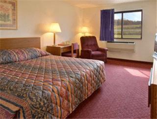 Super 8 by Wyndham Amsterdam - Amsterdam - 1