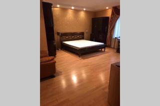 One bedroom Kreschatik Str 4 - 4