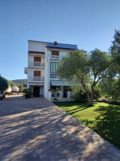 Apartments Emanuela - Sukošan - 1