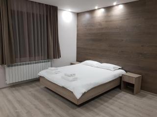 Апартаменти Гювийски - 3