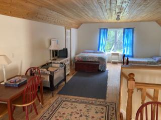 Oceanfront Hancock Cottage - 6