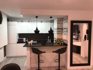 Black and White Suitte "Plaza" - Noja - 4