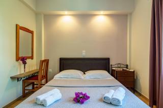 Irini studios - Skyros - 1