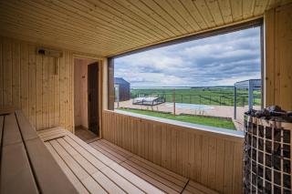 SkyView Deluxe Houses and Private Jacuzzi , Osłonino - 6