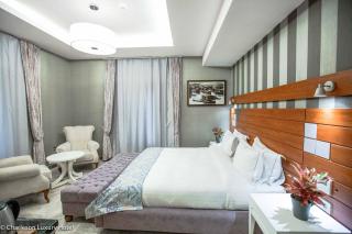 Charleson Luxury Hotel - 2