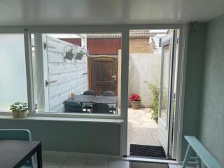 Guesthouse West - Noordwijk - 0