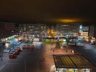 90m2 on pedestrian street on Top Floor, penthouse suite, great view! Incl linen and all - Pori - 5