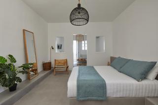 Symmetry Suites - Akrotiri - 8