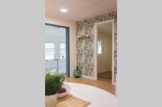 Casa Lobadiz, en primera línea de playa, Doniños - 1