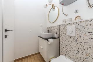Studio apartment Bianco, near beach, free parking, Wi-Fi - Makarska - 1