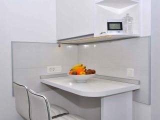 Apartment near Kolovare Beach in Arbanasi - 4