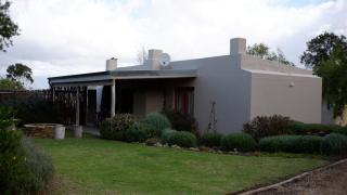 Kuruma Farm Cottages - 1