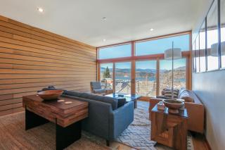 ALOFT Airy Design with River View - Hood River - 8