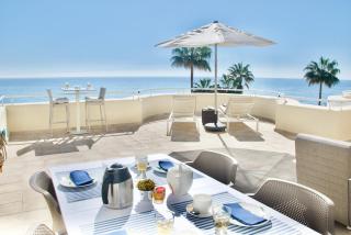 D12 Espectacular y moderno apartamento en primera línea - Estepona - Sinfonia del Mar - Estepona - 0