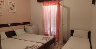 Icarus Rooms - Parikia - 5