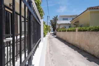 Soula Apartments - Ipsos - 1
