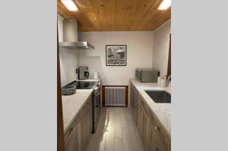 Peaceful Getaway Cottage on grounds of historic mid-century gem - Northborough - 2