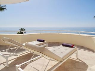 D12 Espectacular y moderno apartamento en primera línea - Estepona - Sinfonia del Mar - Estepona - 3