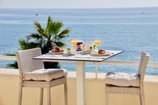 D12 Espectacular y moderno apartamento en primera línea - Estepona - Sinfonia del Mar - Estepona - 4
