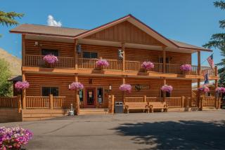 Cowboy Village Resort - 8