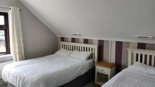 Lios Éinne House Accommodation - Inisheer - 3