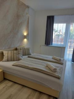 Central Lux Apartments - Hajdúszoboszló - 2