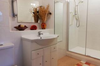 Lane Foot Family accommodation Winter Deals Nov to March on 3 nts or more - 9