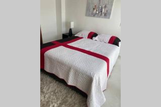 Espectacular apartamento en pozos colorados - 1