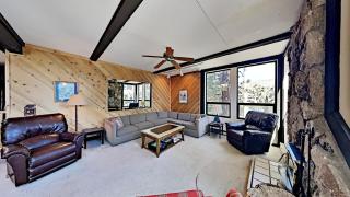 Great Condo With Free Shuttle to the Village! - Mammoth Lakes - 8