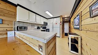Great Condo With Free Shuttle to the Village! - Mammoth Lakes - 1
