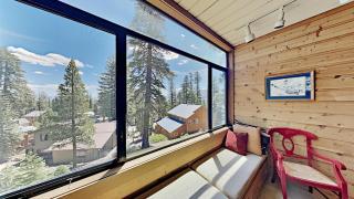 Great Condo With Free Shuttle to the Village! - Mammoth Lakes - 2