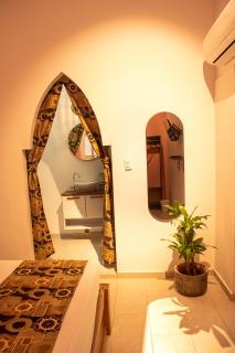 Casa Zahri Boutique Hostel - 7