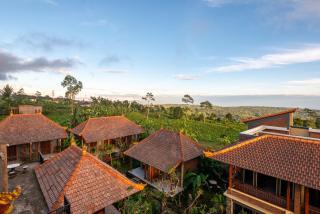 The Garuda Villa and Restaurant - 1
