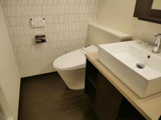 Red Roof Inn & Suites Osaka Namba Nipponbashi - Osaka - 3